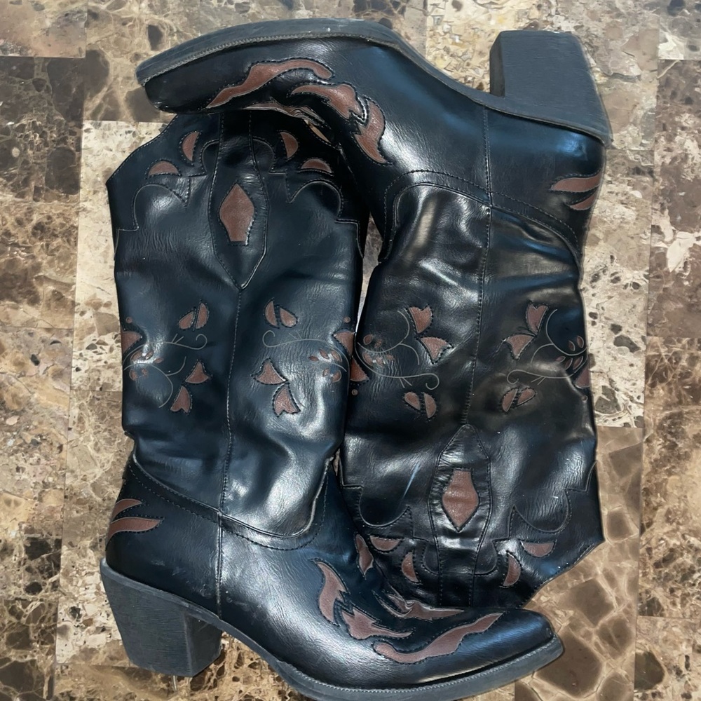 Women’s Black Cowboy Boots with Brown Accents - 7.5